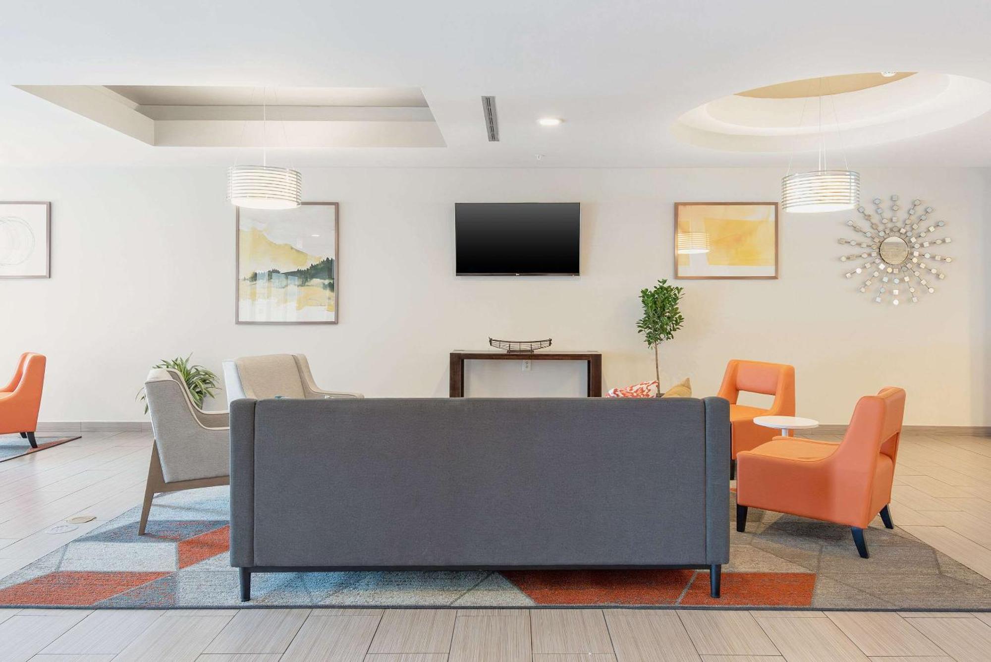 Comfort Suites Denham Springs Exteriör bild