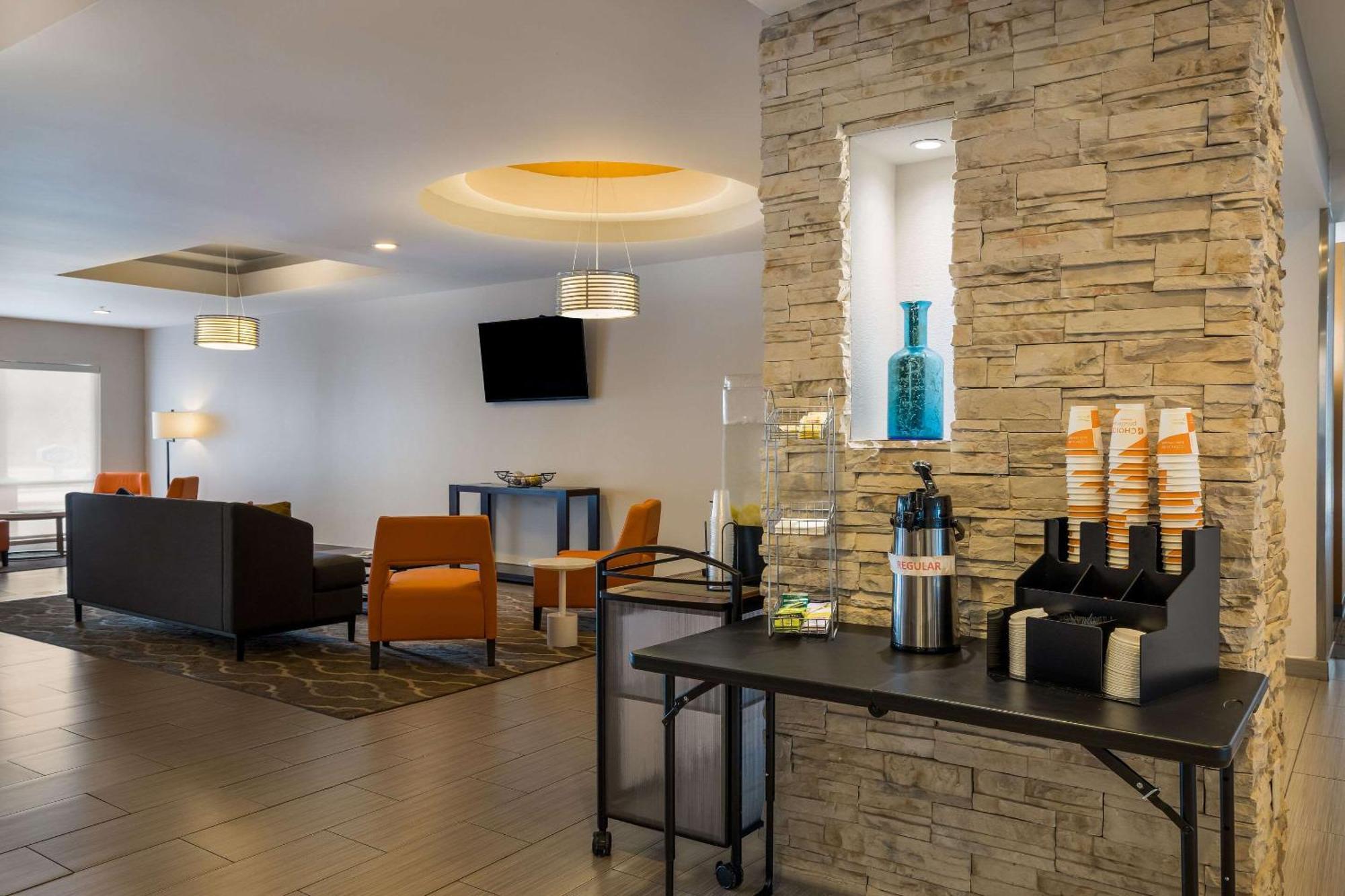 Comfort Suites Denham Springs Exteriör bild