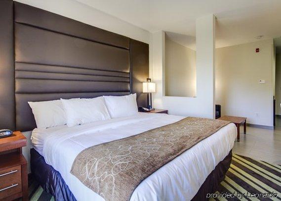 Comfort Suites Denham Springs Exteriör bild